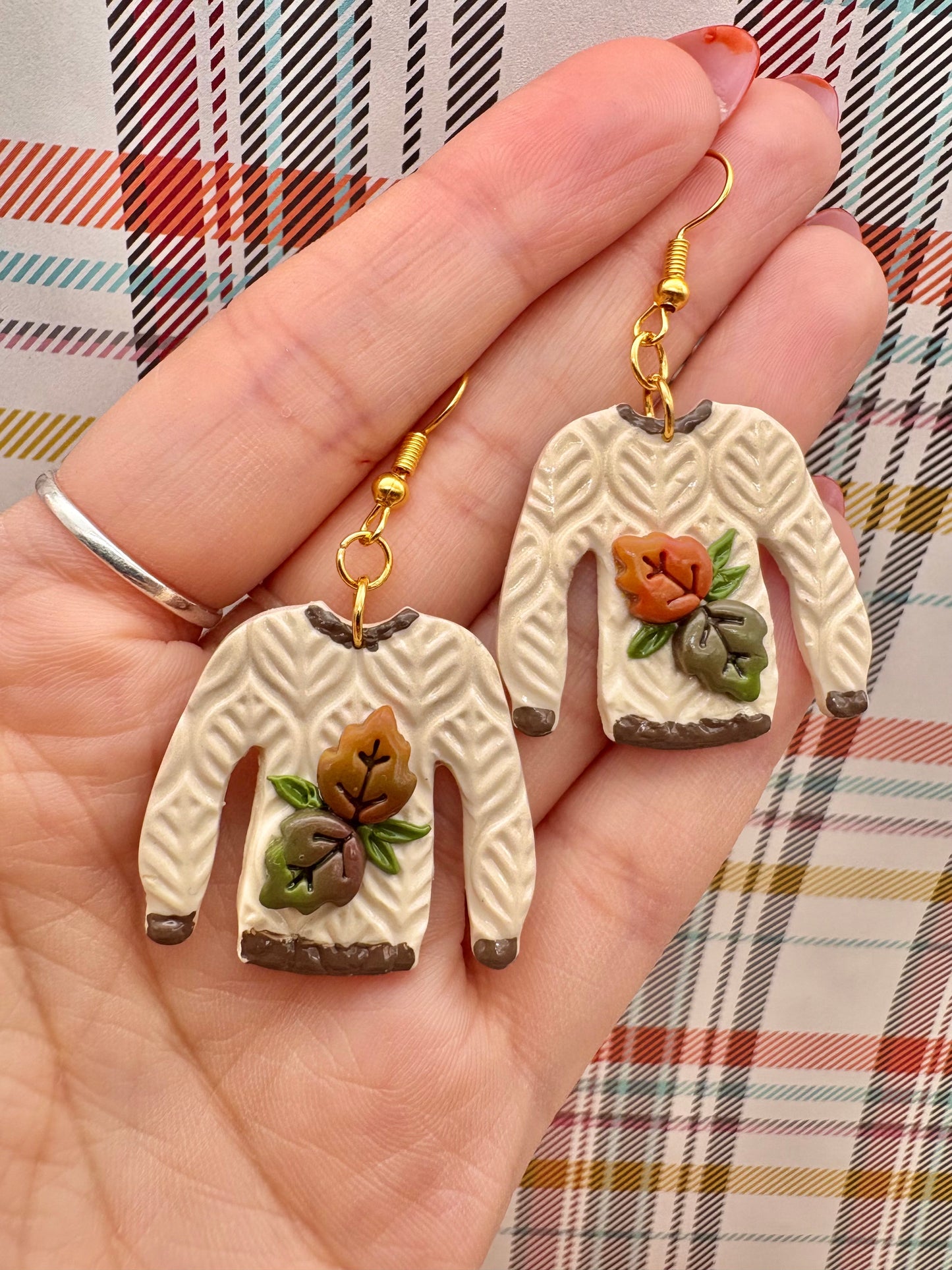 Atumnal Sweater Earrings