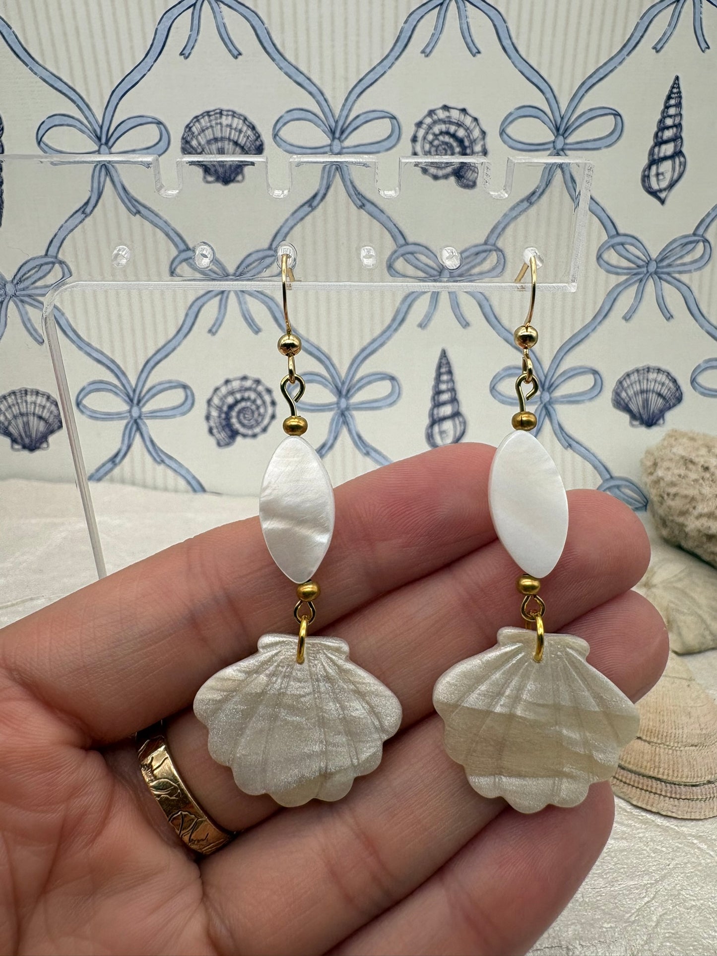 Seashell Dangle Earrings