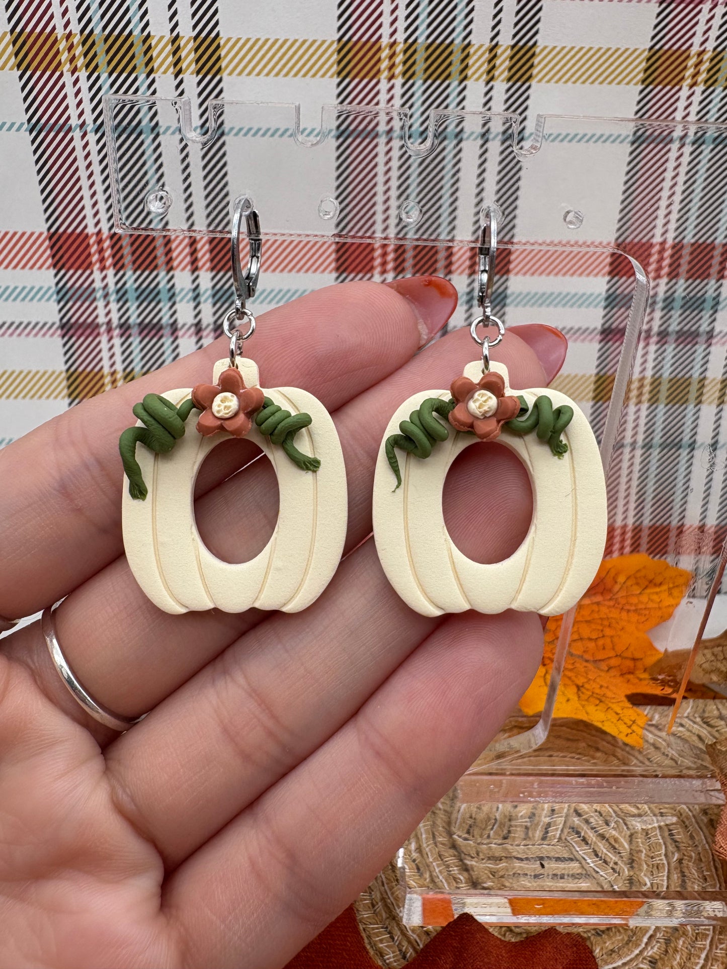 Cream Autmnal Pumpkin Earrings